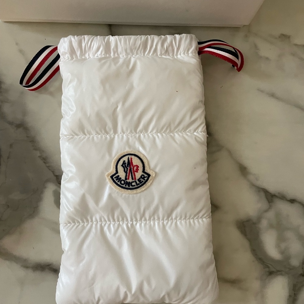 Bellejour Moncler Geometric Sunglasses - Picture 8 of 12
